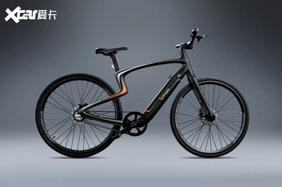 售價高達(dá)2萬元的國產(chǎn)電動自行車 不僅超輕，回頭率也超高